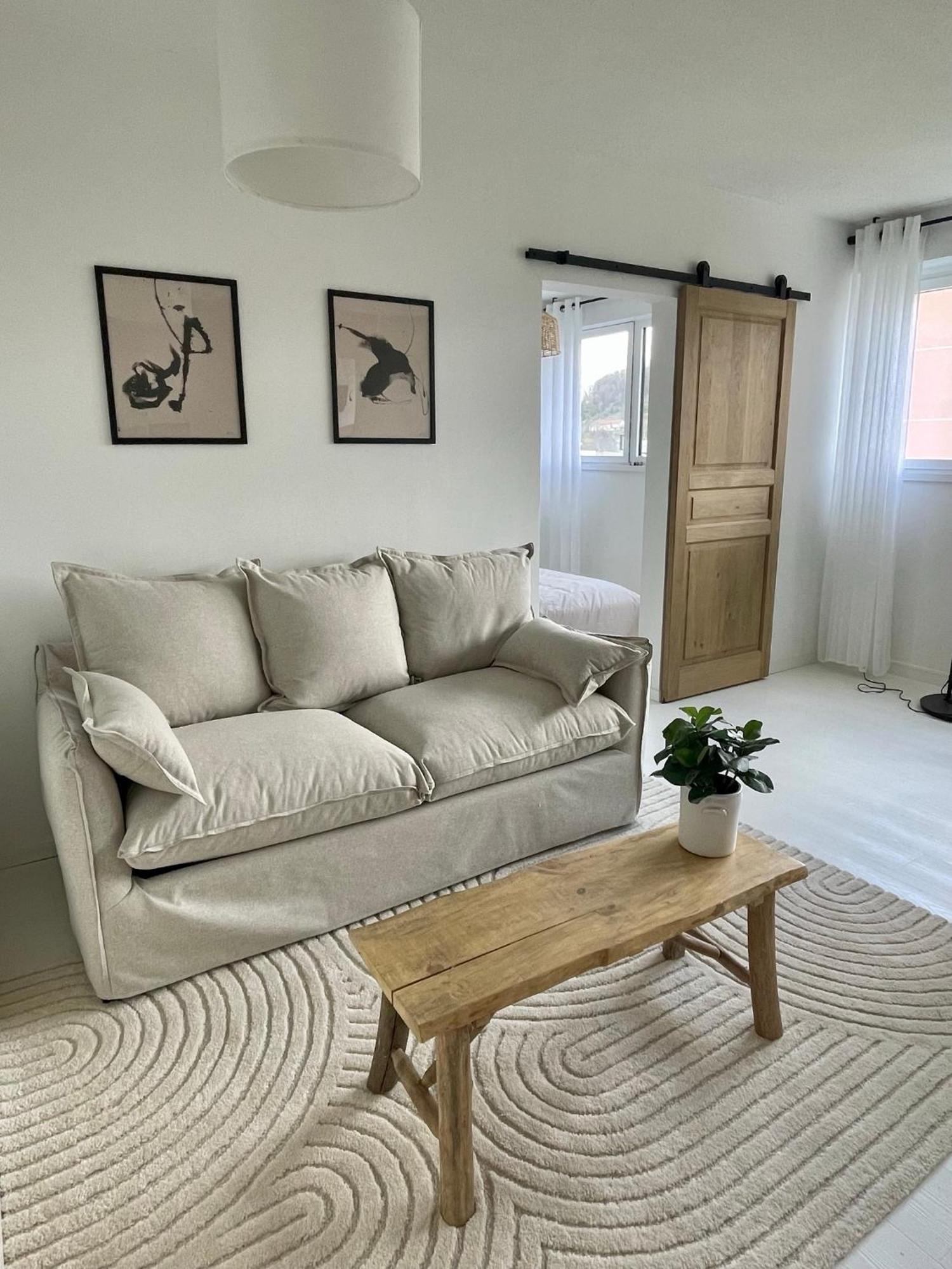 Au Coeur De La Ponetie Apartman Aurillac Kültér fotó